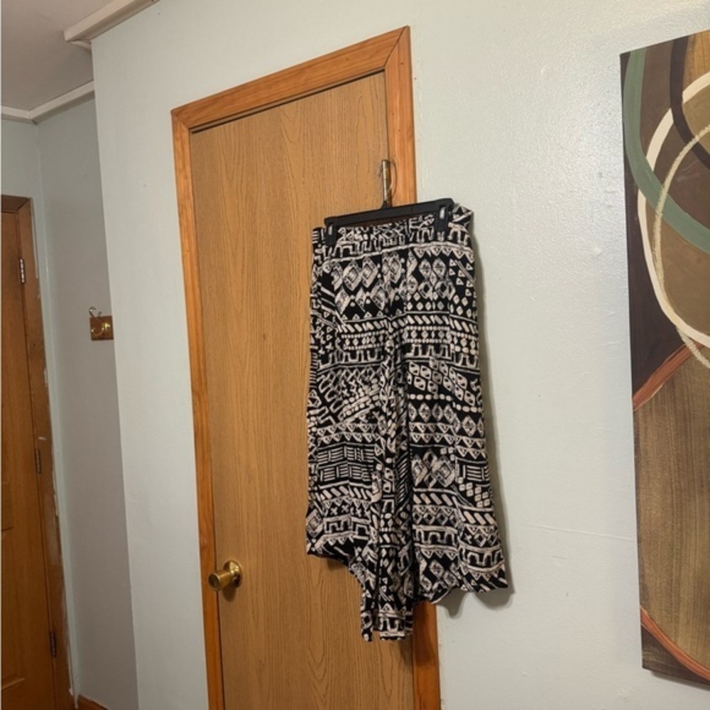 Silence + Noise Small w/Geometric Print Wide Leg Pull-On Palazzo Pants